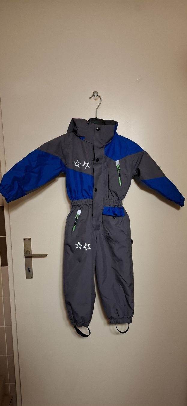 Giacche & Cappotti: combinaison de ski Ruka Tech, enfant taille 98, comme neuve – Nuovo (secondo la descrizione) da Lausanne venduto da GeoTrouvetou1952