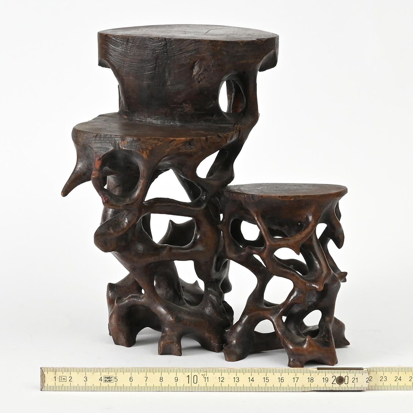 Autres décorations & accessoires: Chinesischer Hartholz Display Holzstand #8, ex Sammlung – D'occasion à Bern par chamunda