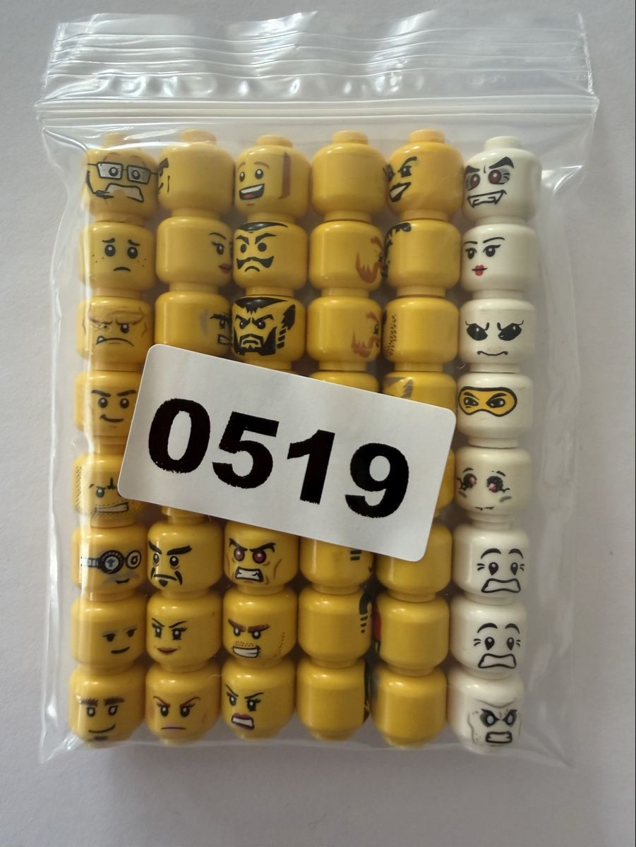 Lego Giocattoli: Lego Minifiguren Köpfe, Mix, 48 Stück  – Usato da Rheinfelden venduto da zim_2hqc 1