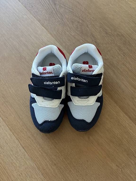 Elefanten Schuhe für Jungen: Elefanten Halbschuhe – Gebraucht aus Kreuzlingen von Izsibitzi_26