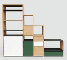 Stufenregal mit Türen & Schubladen — modern, robust. Ideal!