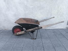 Schubkarre Metall gebraucht mit Holzgriff