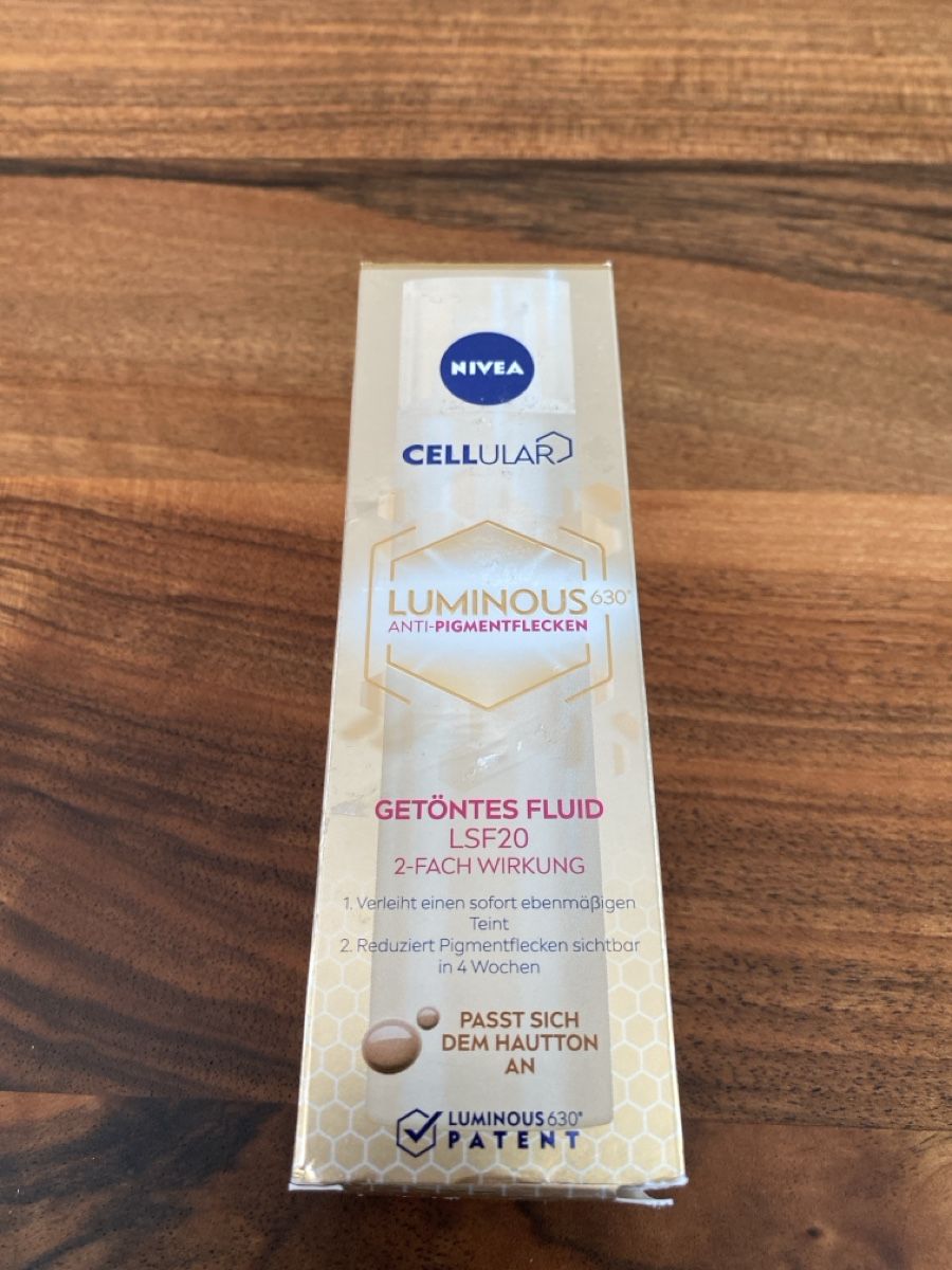 Nivea Cura del viso: Nivea Cellular Luminous Teint Fluid LSF20, neu, ungeöffnet – Nuovo e nell'imballaggio originale da Erlenbach ZH venduto da renata-c 2