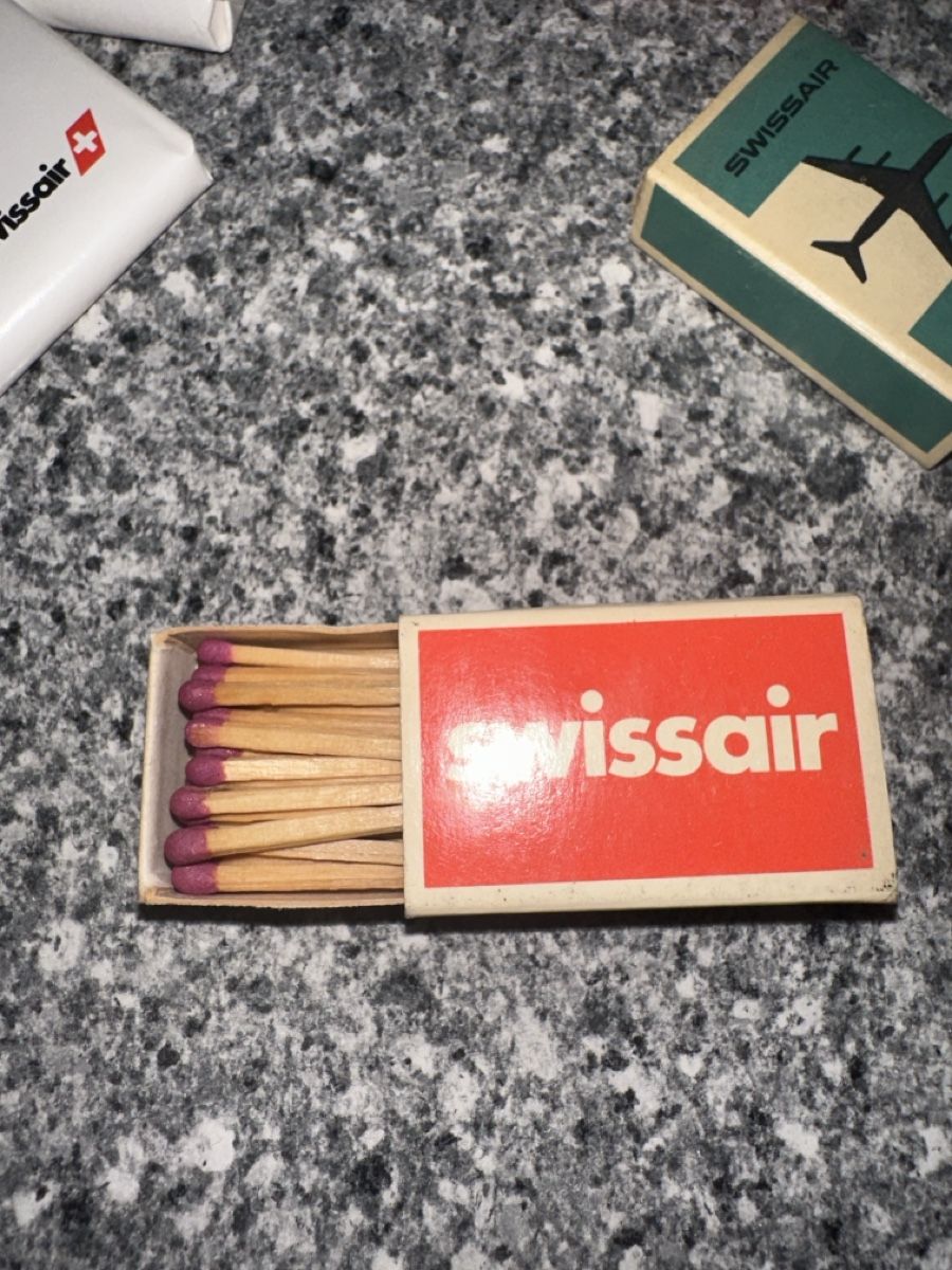 Feuerzeuge: Swissair e articoli da viaggio vecchi – Gebraucht aus Morbio Inferiore von Ecod 2