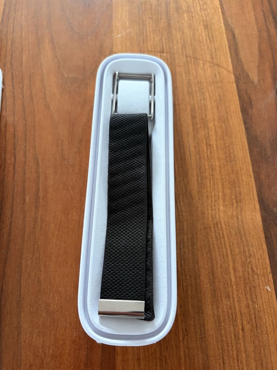 Attrezzature mediche: Whoop Life Tracker – Nuovo (secondo la descrizione) da Rheineck venduto da luc_j8hj 3