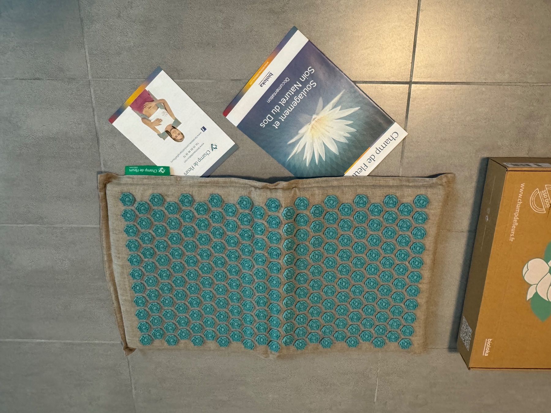 Bodenmatten: Tapis d'acupression "Champ de Fleurs" - comme neuf ! – Gebraucht aus Chambésy von Sana-292 2