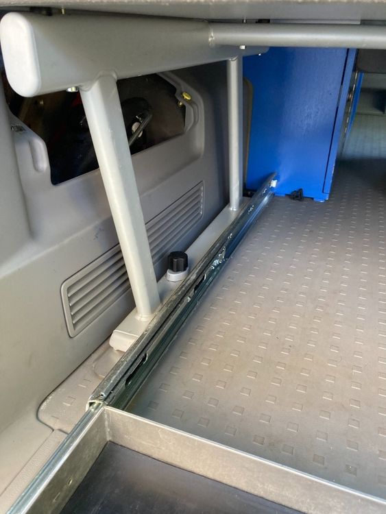 Zu verkaufen 1 Heckauszug CamperX für VW T5 Kaufen auf Ricardo