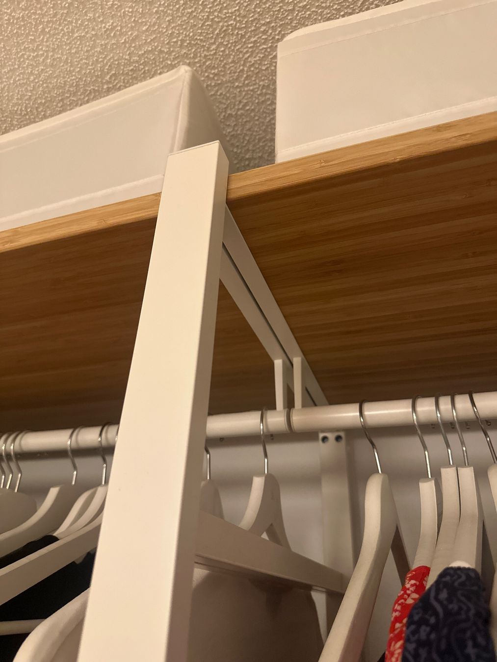 Ikea Armadi: Kleiderschrank – Usato da Seeberg venduto da bubblegumhaschi3 3