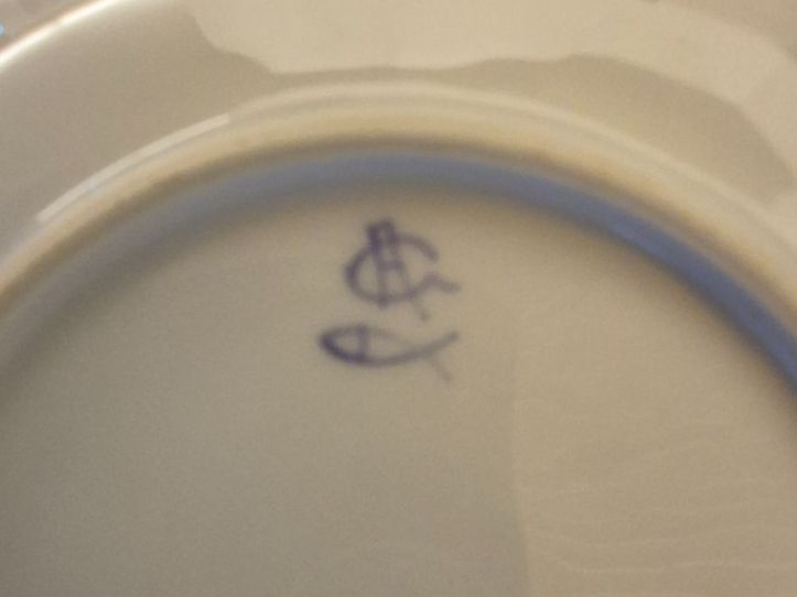 Assiettes: Teller mit Goldrand – D'occasion à Stettlen par kur_ss2z 1