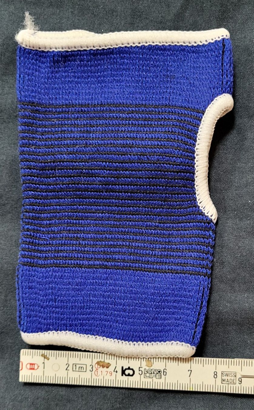 Attrezzature mediche: 2 x Handgelenk Bandage, elastisch, Grösse Unisex – Nuovo e nell'imballaggio originale da Figino venduto da mayam63 5