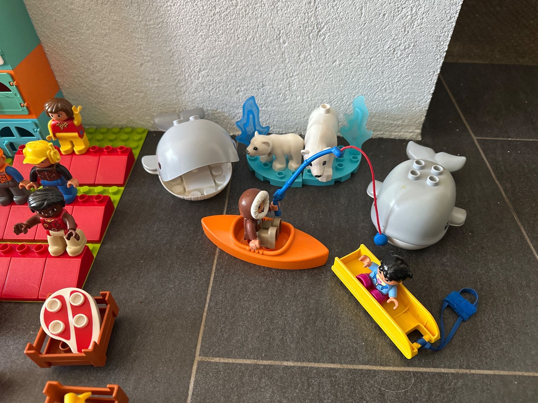 Lego Kit di costruzioni: Assortiment briques construction jouets et véhicules dive... – Usato da Arzier-Le Muids venduto da scunylaf 2