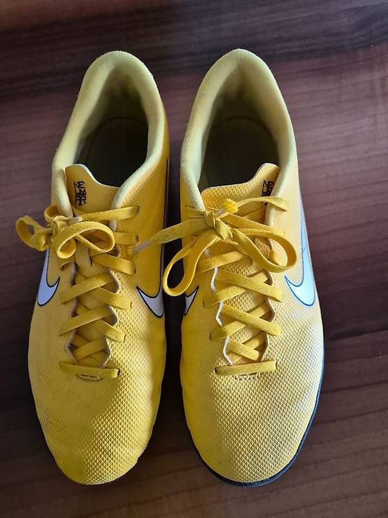 Scarpe da uomo: Hallenschuhe Nike Grösse 41 – Usato da Attikon venduto da Ataw