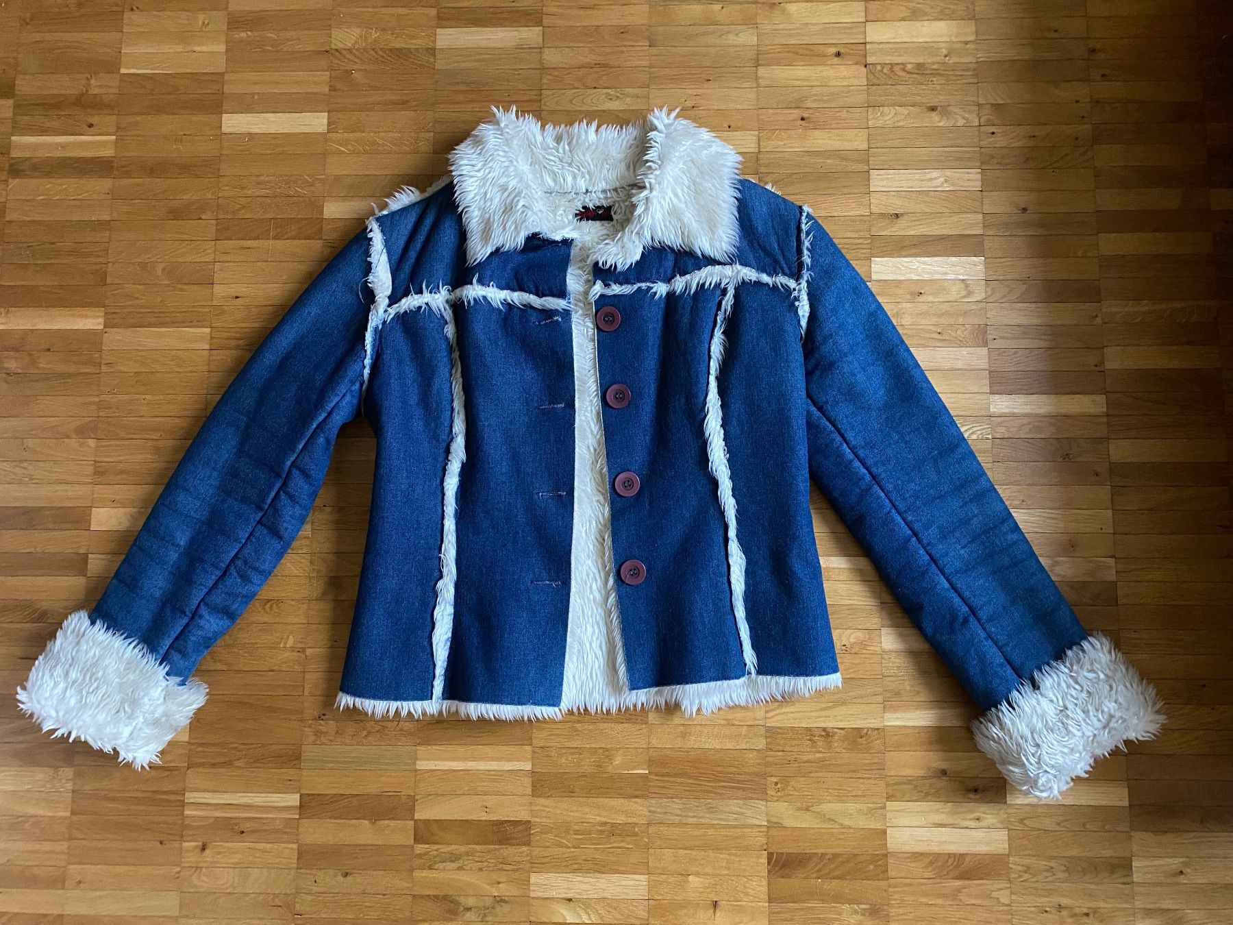 Giacche: Jeans Jacke Gr.36 gefüttert – Usato da Kastanienbaum venduto da Muenchnerkindl1