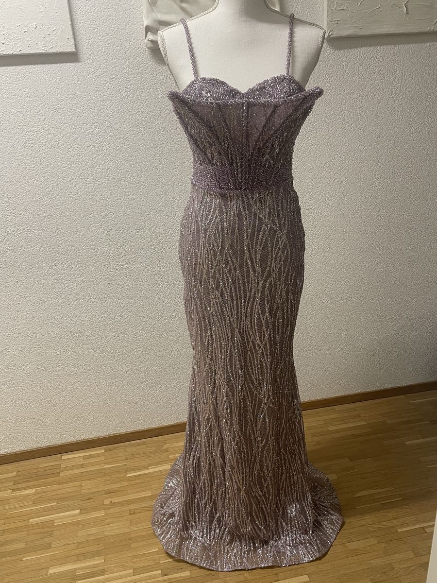 Vestiti: Lila Glitzerndes Abendkleid, Grösse 36-38 – Usato da Stallikon venduto da oez6e 2