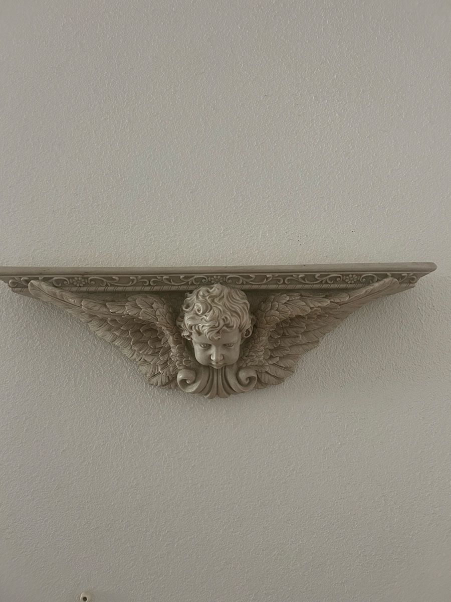 Tutte le decorazioni: Wandkonsole Engel Barock       – Usato da Hinterkappelen venduto da Seelefluegeli