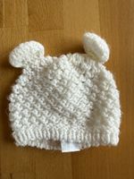 Herzige Strickmütze für Babys