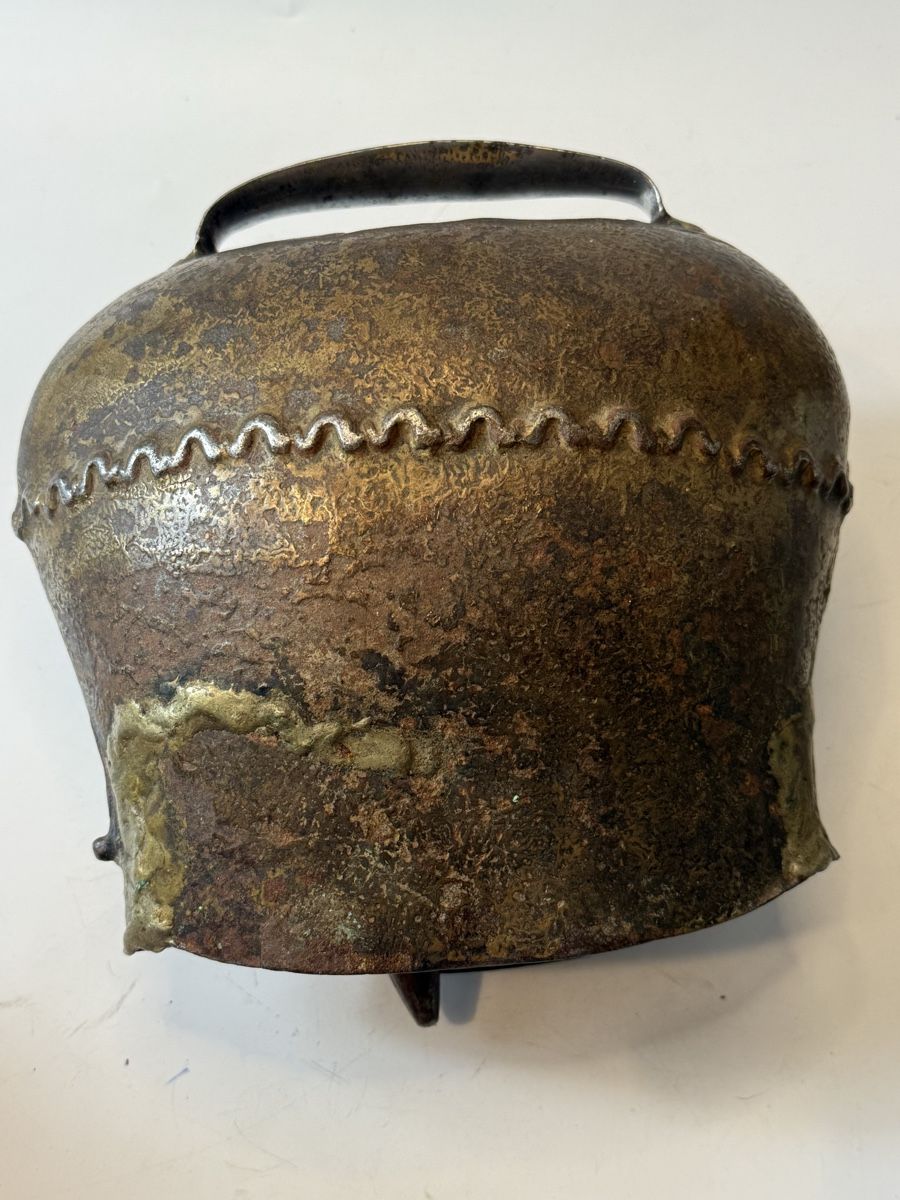 Campanacci mucche: Grosse Glocke Alt, 24x24 cm repariert B02 – Usato da Grenchen venduto da swiss.antiques 4
