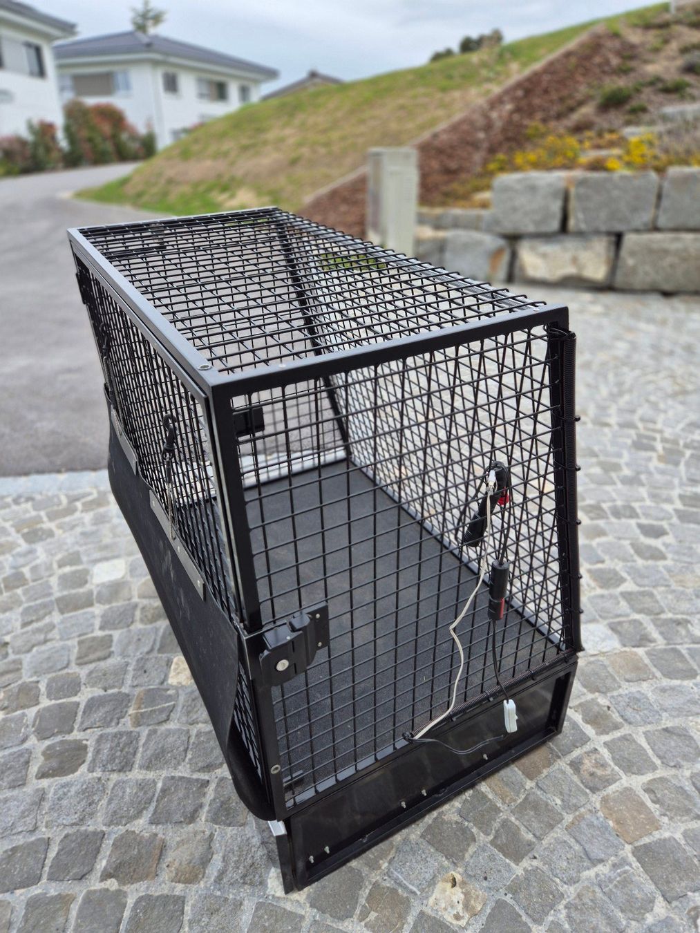Gabbie, trasporto & Sicurezza: Hundebox XL – Usato da Hägglingen venduto da Bugino9 1