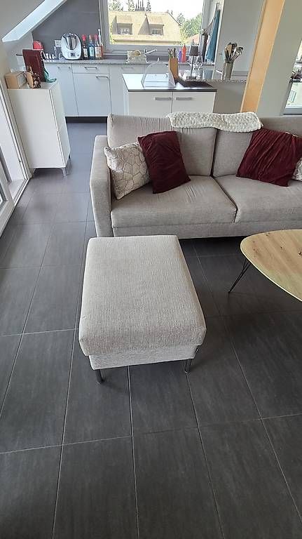 Pfister Divani: Canapé 3 places + pouf Pfister – Usato da Carrouge VD venduto da mar_2lth 2