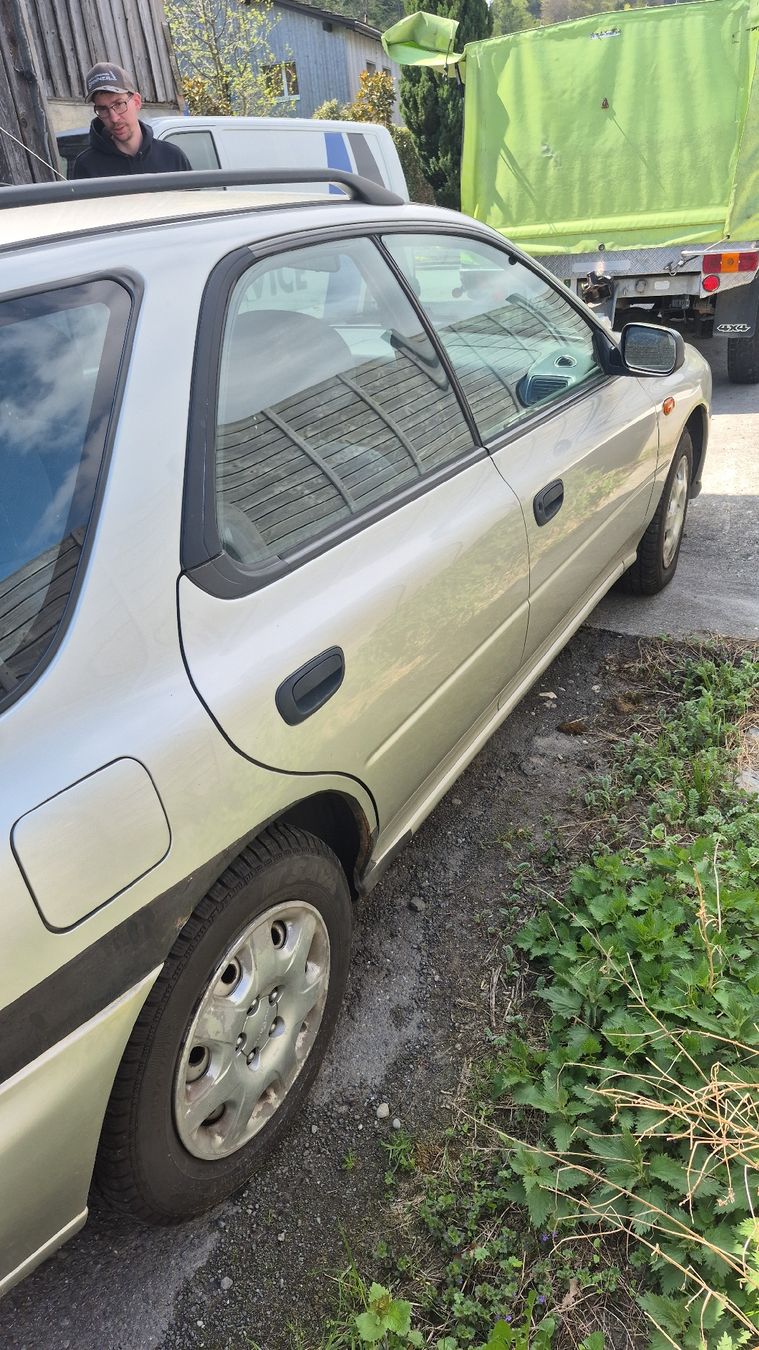 Subaru Automobili: Subaru Impreza 2.0 4WD, JG 1999 – Usato da Bad Ragaz venduto da Habi8 1