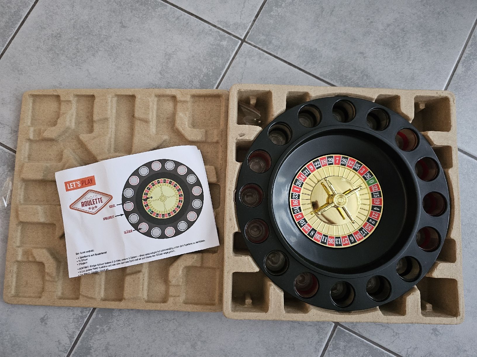 Giochi: Trinkspiel Shots Roulette – Nuovo (secondo la descrizione) da Schaffhausen venduto da Nadia1111 1
