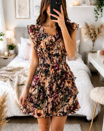 Elegantes Volantkleid mit Blumenprint – Hochwertig