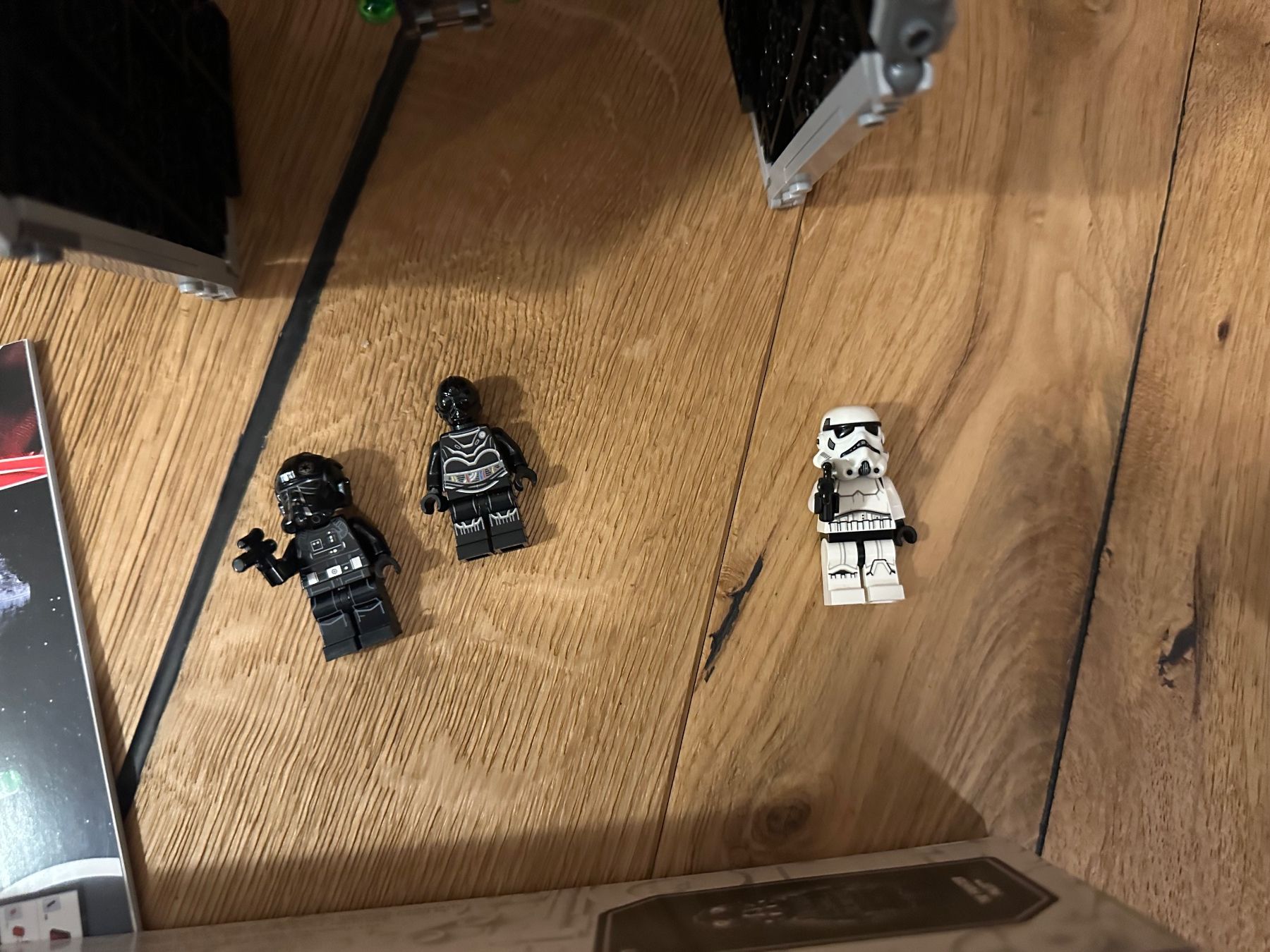 Lego Kit di costruzioni: LEGO Star Wars - Imperial Shuttle 75302, TIE Fighter 75300! – Usato da Edlibach venduto da sommerwiesengelb 3