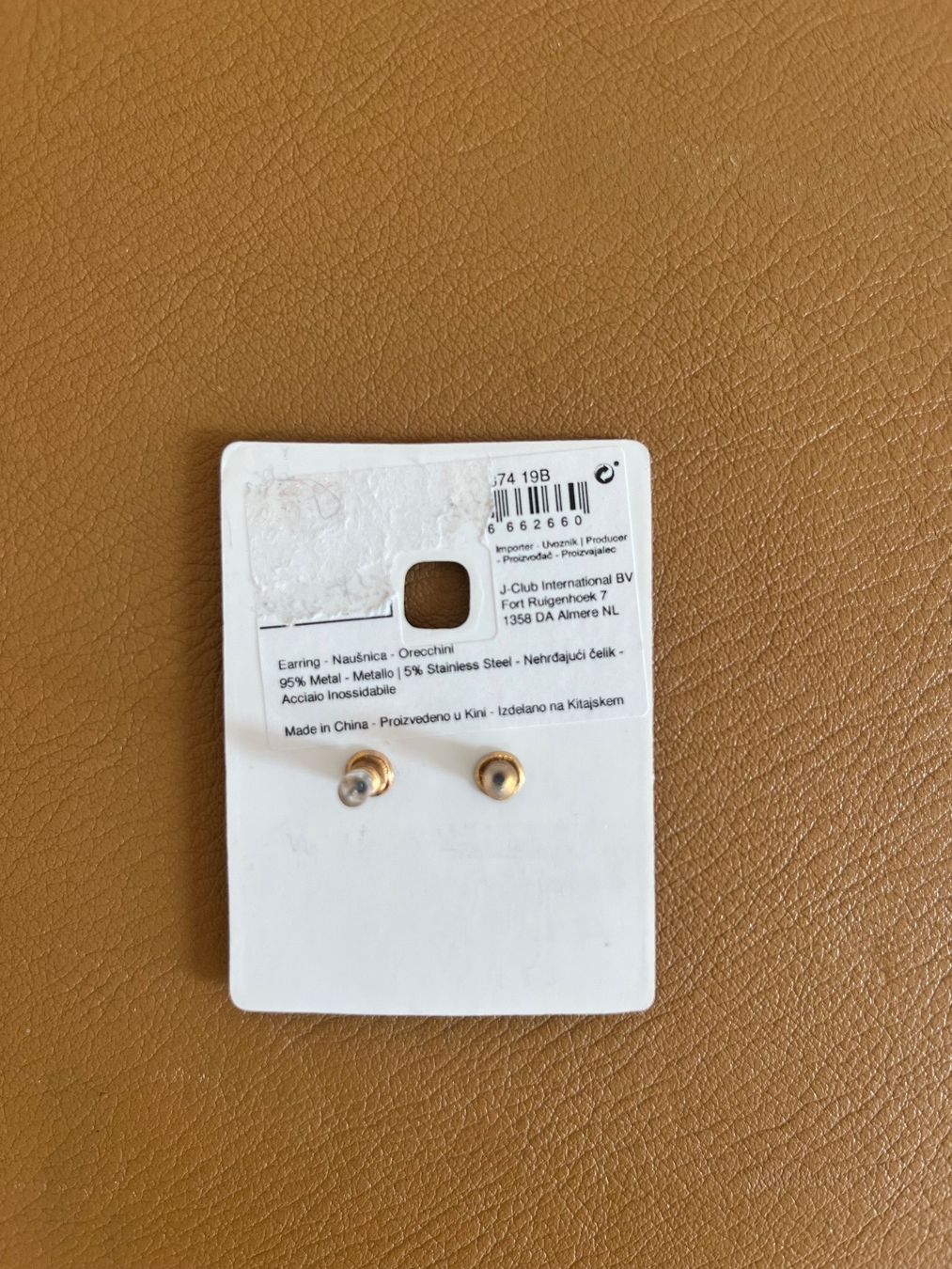 Ohrringe & -stecker: Boucles d’oreilles dorées – Neu und originalverpackt aus Neuchâtel von Ariane_vn00 2