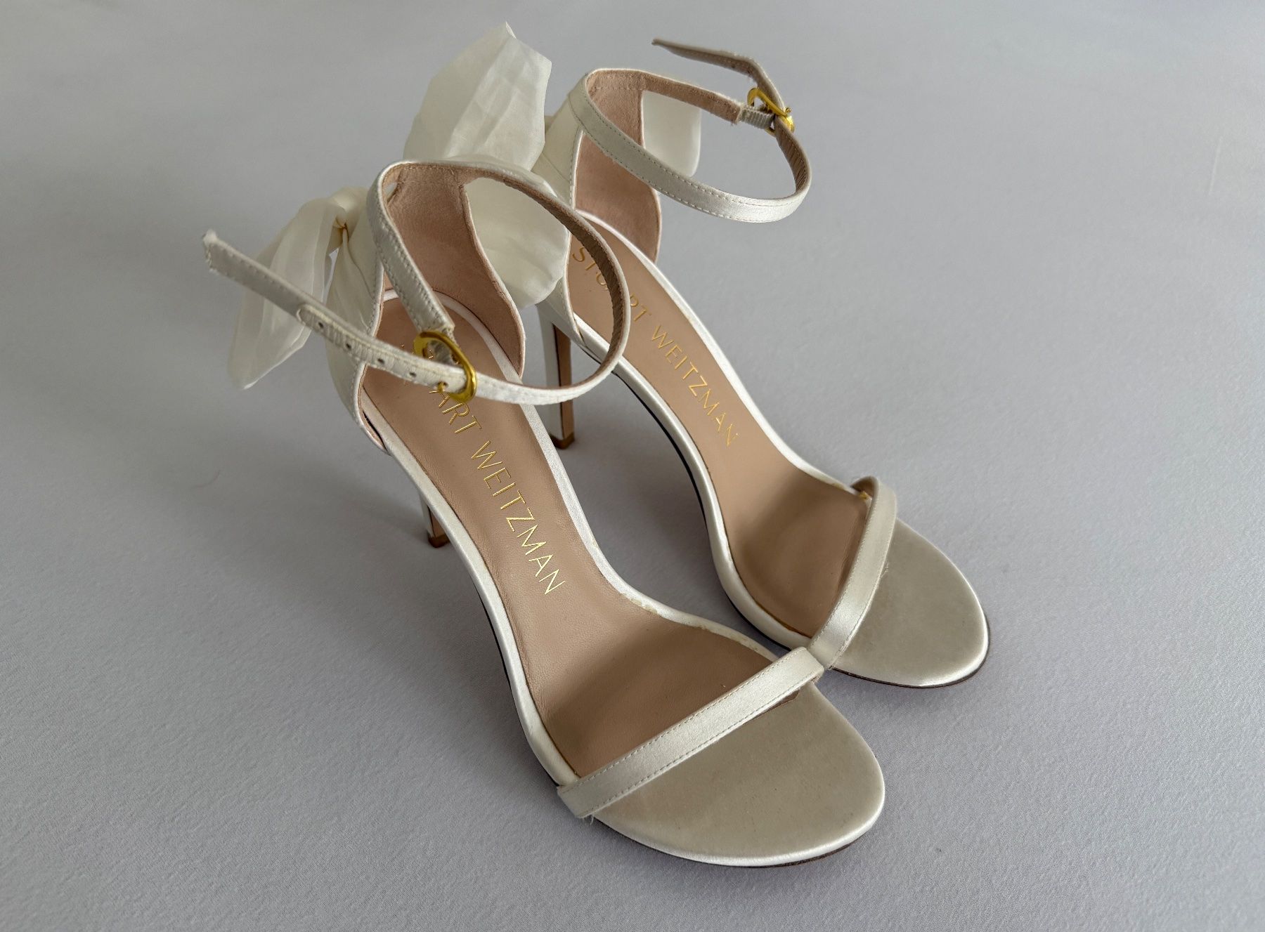 Stuart Weitzman Damenschuhe: Stuart Weitzman Nudistsong Mesh Bow Sandaletten – Neu (gemäss Beschreibung) aus Pfäffikon SZ von Redwulf34 5