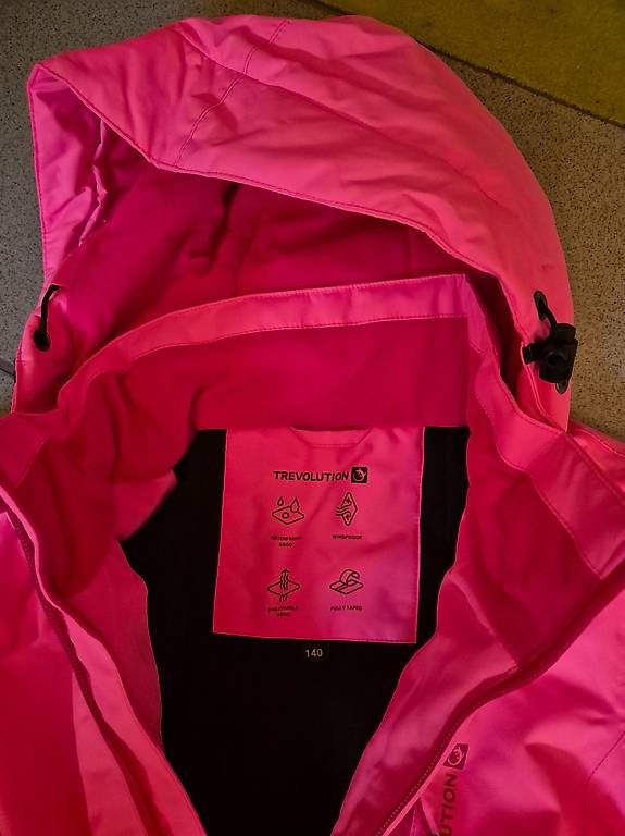 Trevolution Jacken & Mäntel: Vendo giacca da sci bambina – Gebraucht aus Vacallo von for_Alessandra78 1