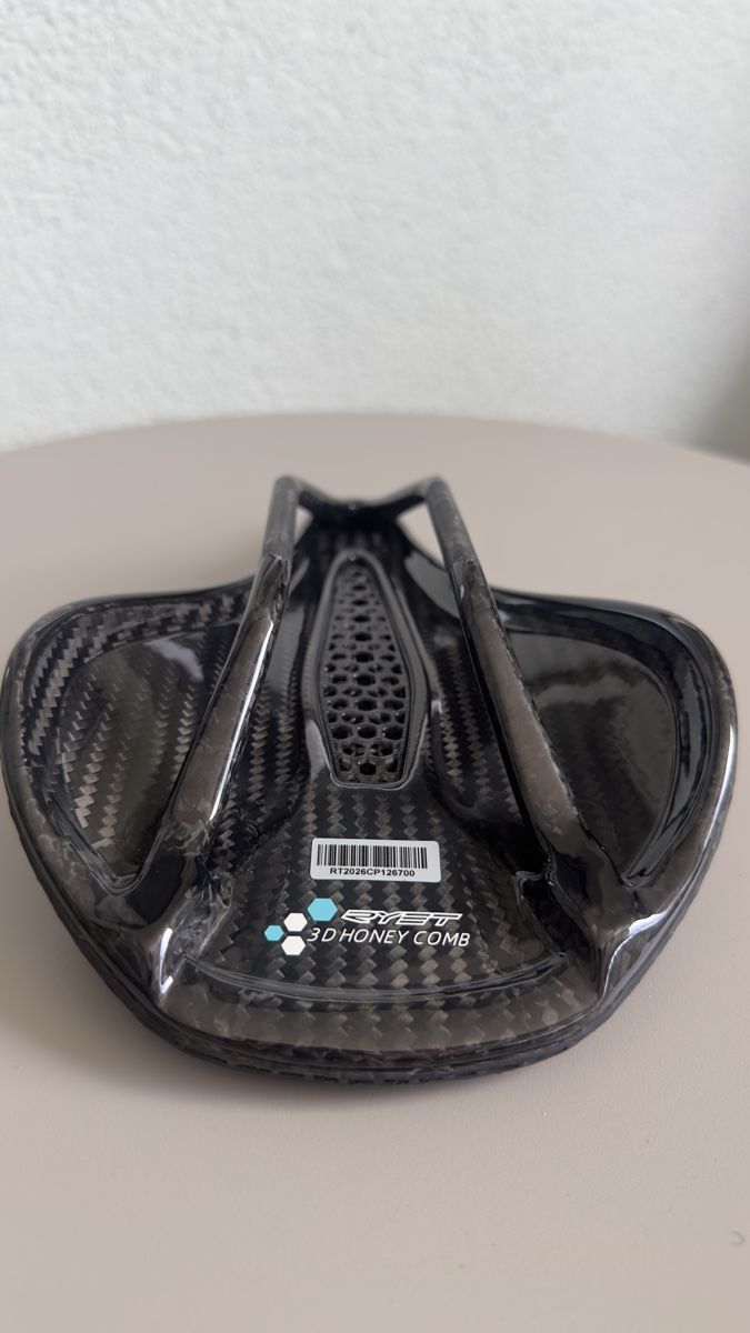 Pièces détachées: 3D Carbon Sattel  – Neuf (Voir description) à hochdorf par oxido007 4