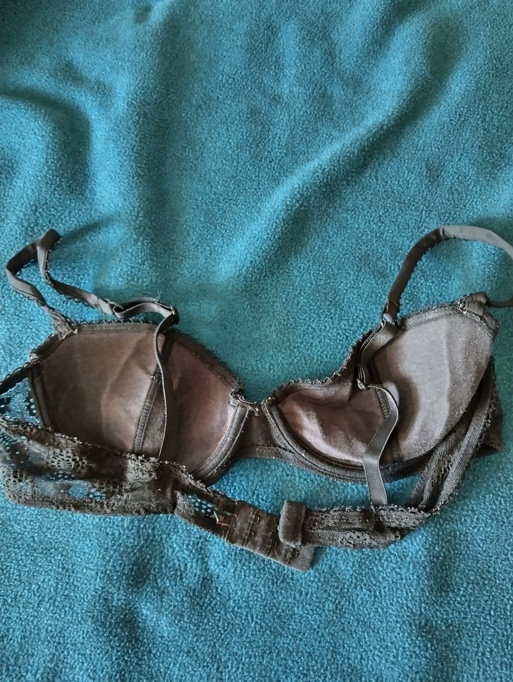 Dim Altra biancheria intima: Spitzen-BH DIM, schwarz – Usato da Hausen am Albis venduto da Adiwettstein 1