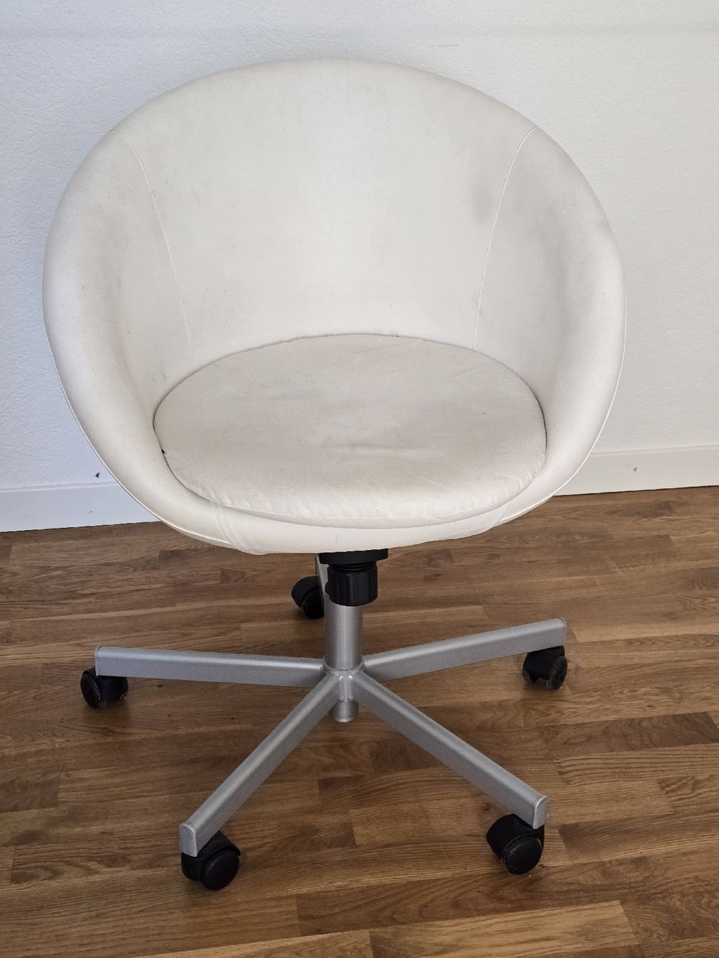 Ikea Stühle: Bürostuhl – Gebraucht aus Interlaken von Inventory_X 1