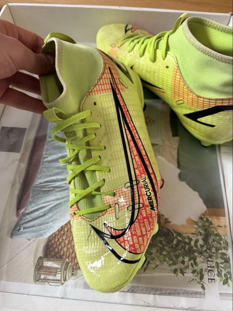 Fussball- & Hockeytore: Nike Fussballschuhe – Gebraucht aus Biel/Bienne von Husseinsheikho