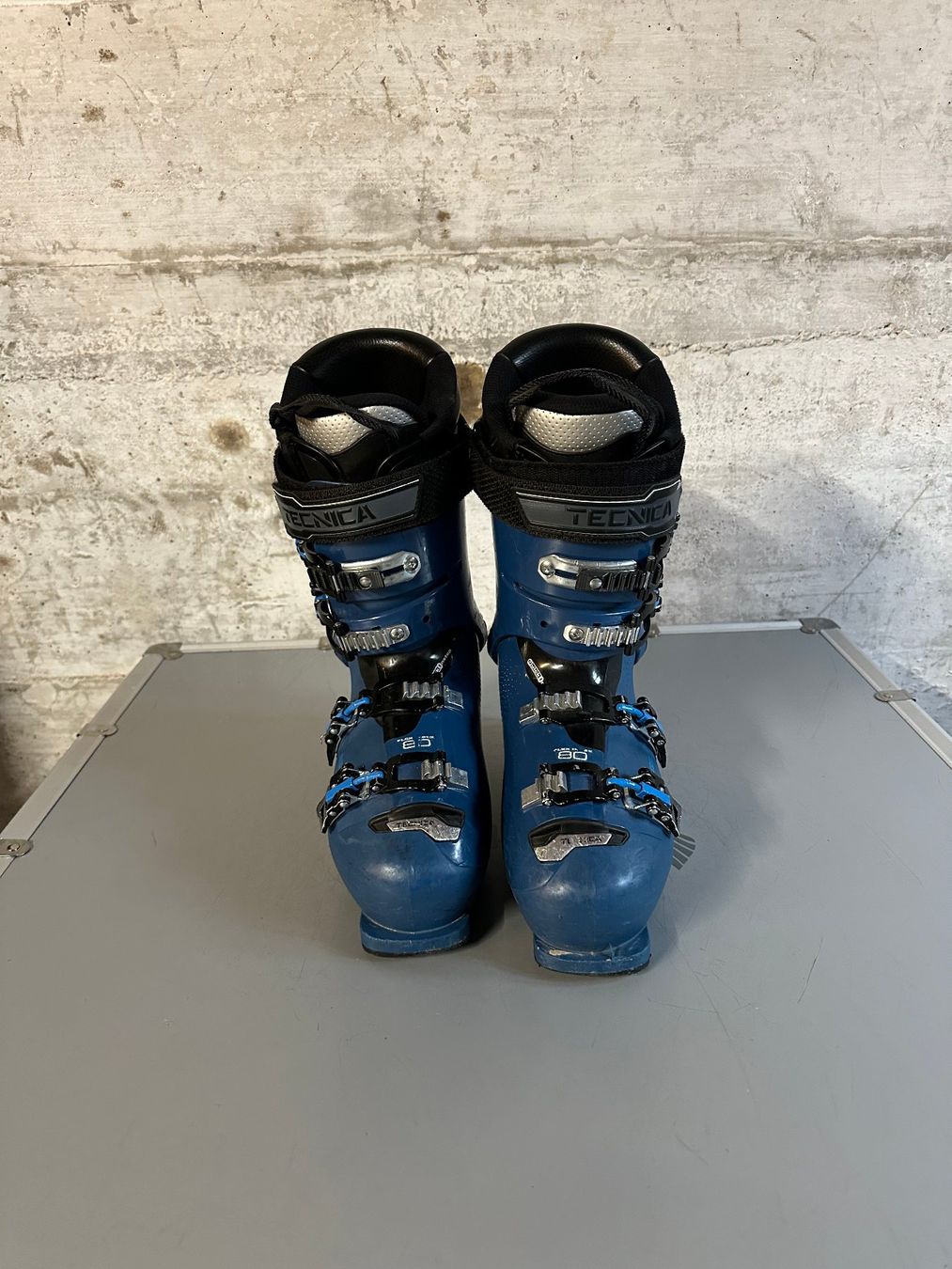 Tecnica Scarpe da uomo: Tecnica Skischuhe 27.5 / Gr. 42.5 – Usato da Emmenbrücke venduto da karkarkar 1