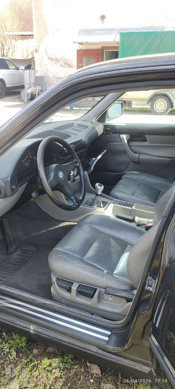 BMW Automobili: Bmw 535i 1989 – Difettoso da Cortébert venduto da Motocross3 6