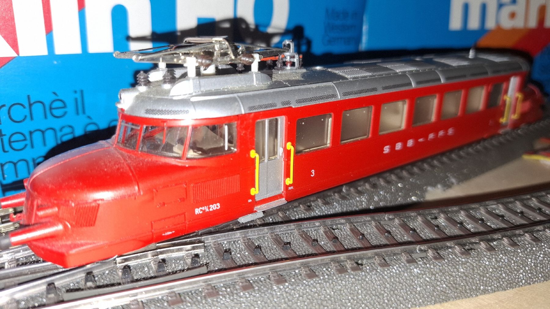 Märklin Modellini di ferrovie: Roter Pfeil Märklin – Usato da Zollikofen venduto da Onkel_Donald