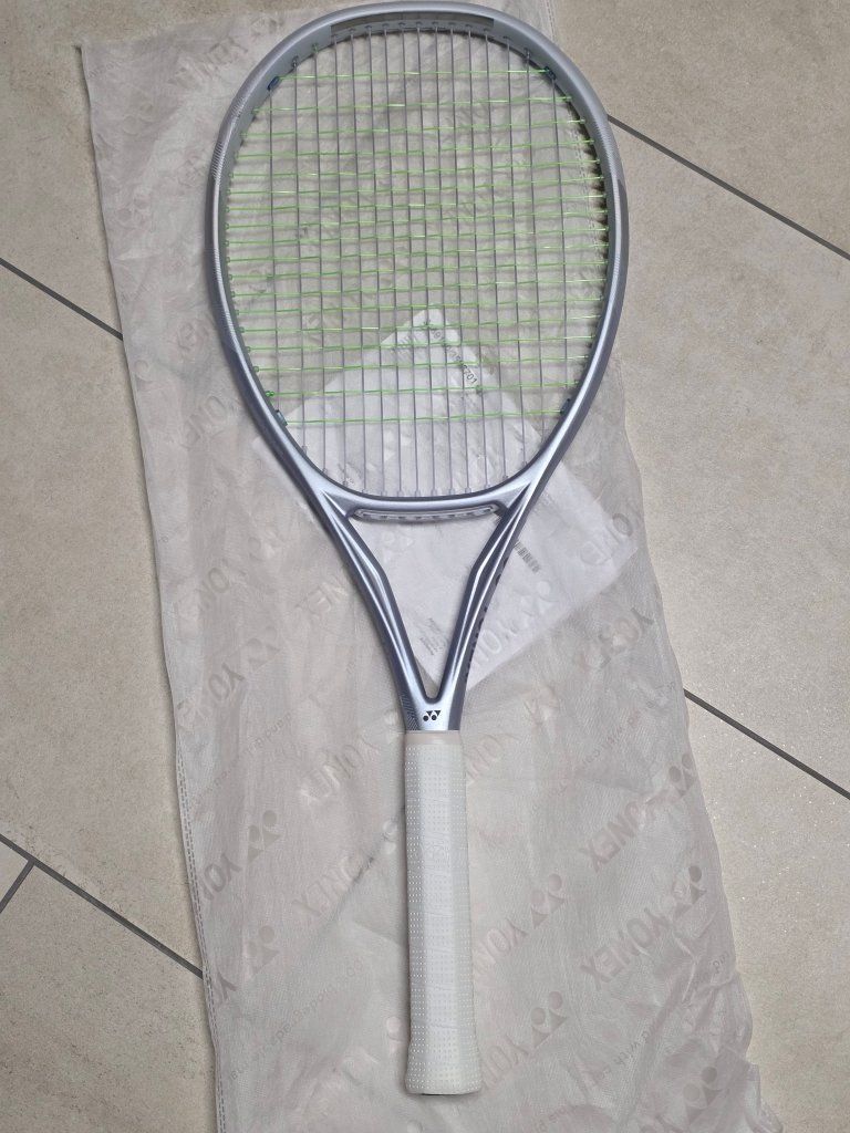 Yonex Raquettes: YONEX MUSE 100 L – Neuf avec emballage d'origine à Buchs ZH par Maki6