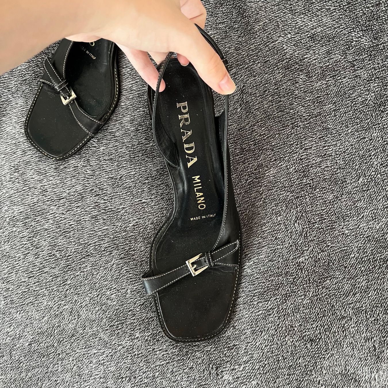 Prada Damenschuhe: Prada Heel Sandals – Gebraucht aus Zürich von flu_md8h 4