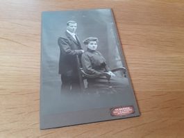 SCHWIIZER PAAR DAZUMAL - JEUNE COUPLE - YVERDON