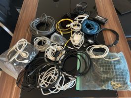 Kabel und Adapter Konvolut neu und gebraucht