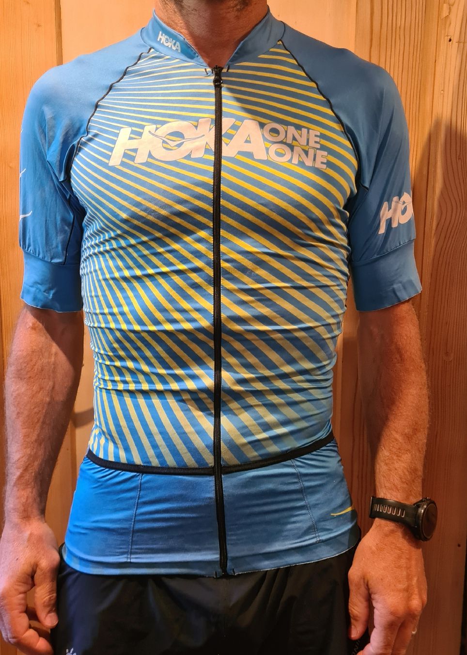 T-shirts: Tee-shirt trail extra light, Hoka, taille S – Neuf (Voir description) à Corbeyrier par hel_t5mq