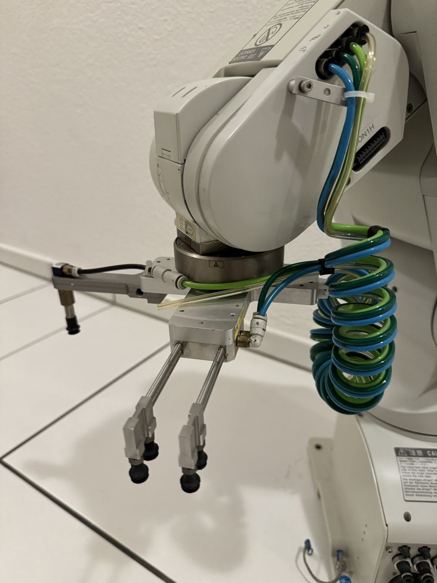 Mitsubishi Alle Werkzeuge: Mitsubishi Roboter – Gebraucht aus Olten von buj_kym9 2