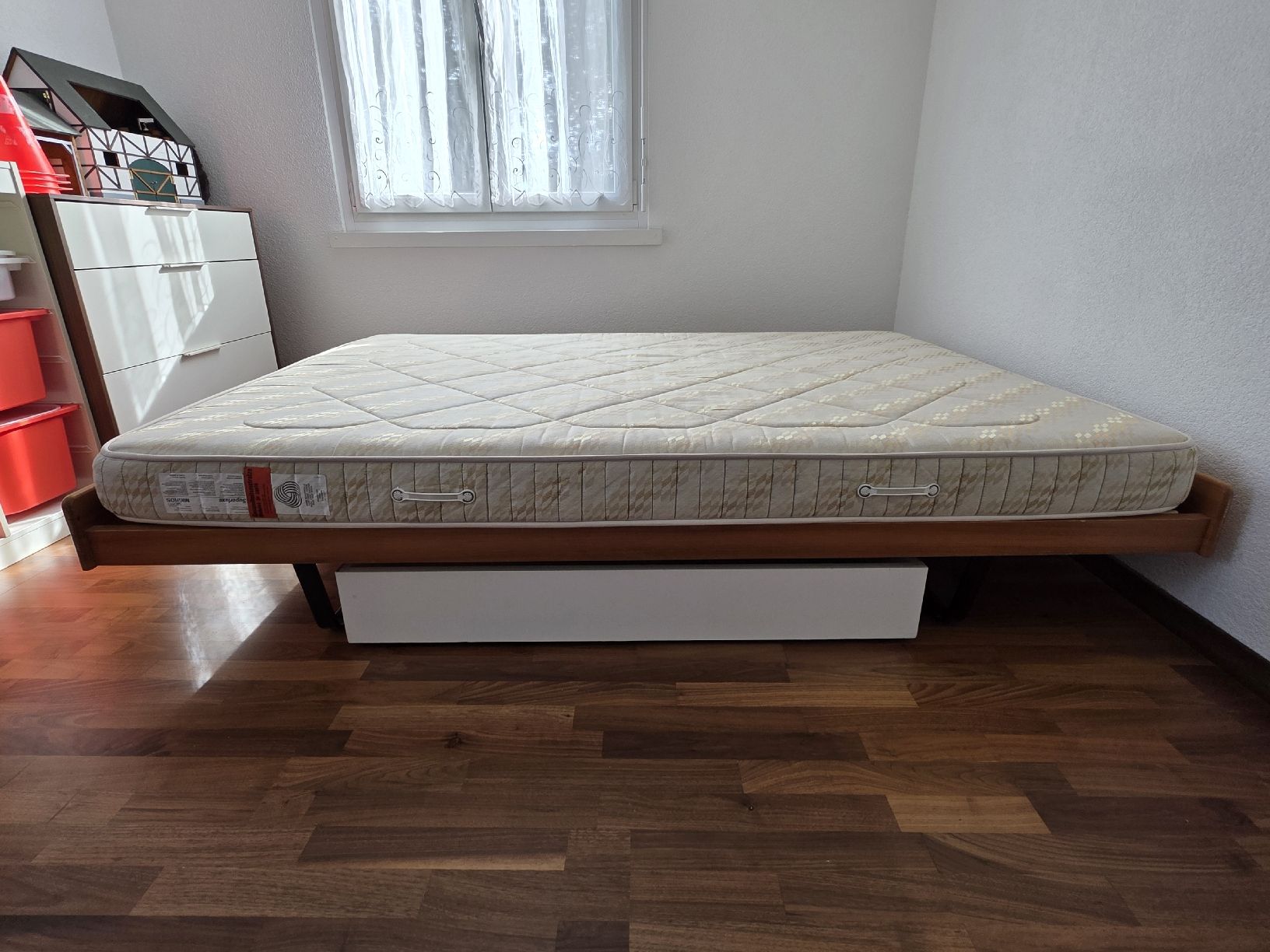 Micasa Letti: Holzbett von Micasa – Usato da Birsfelden venduto da Fuerte0106 1
