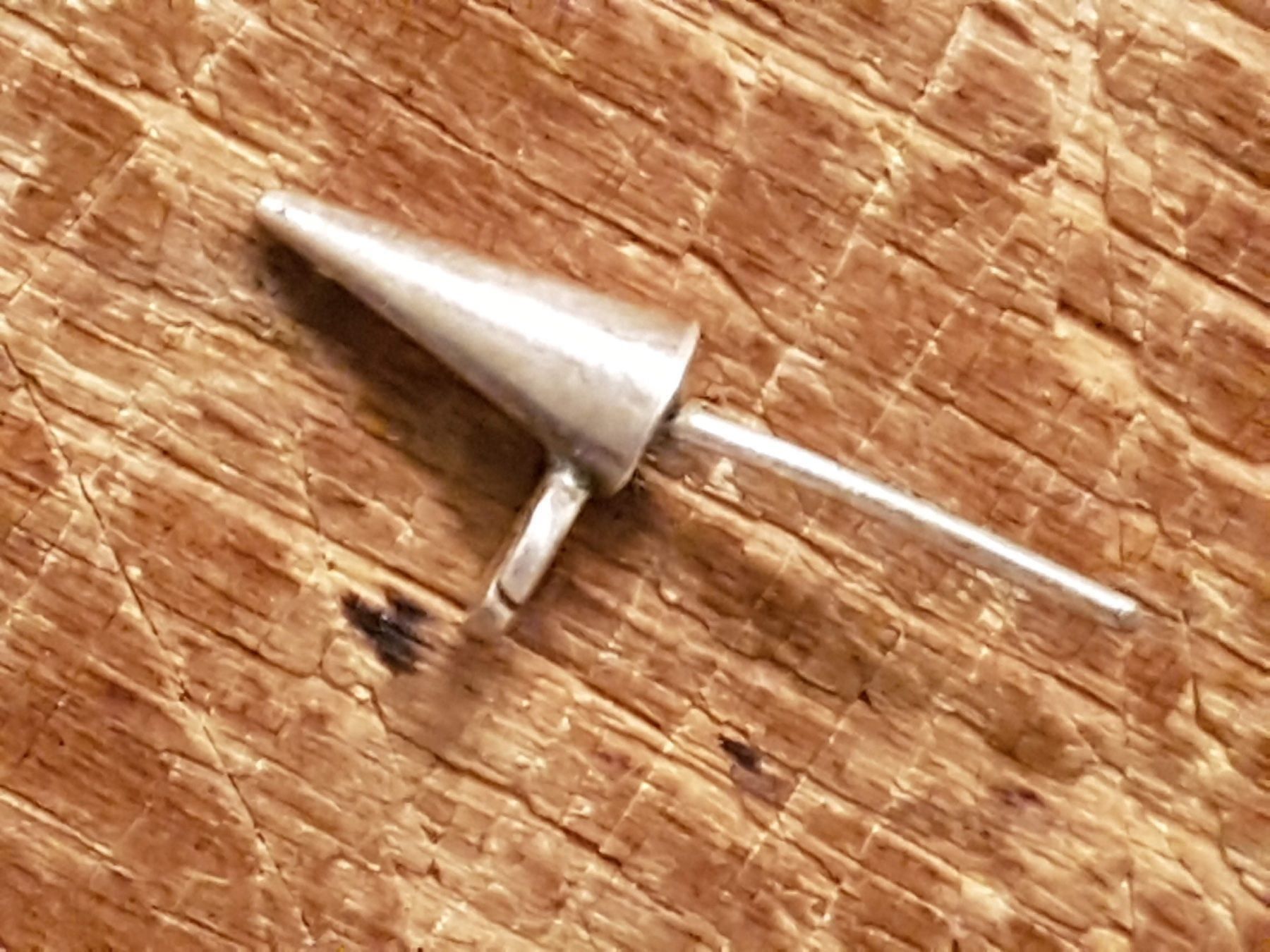 Orecchini pendenti & Orecchini a lobo: Ohrstecker vermutl. Silber abstrakt modern geometrisch – Usato da Ettingen venduto da Maranathatalitha 4