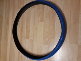 Velopneu 28 Zoll für Rollentrainer