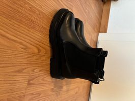 Ganze neue Tamaris Boots Gr. 37