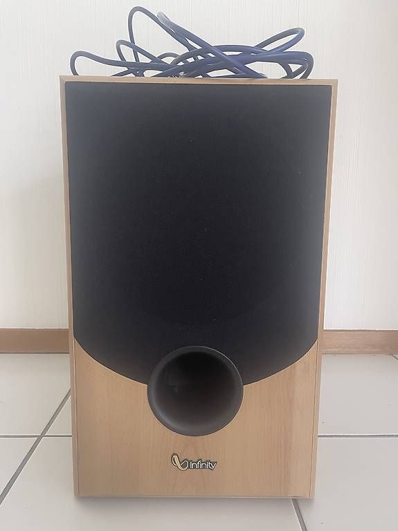 Infinity Home Cinema: Enceintes Infinity Alpha 50 - avec ampli denon – Usato da Lausanne venduto da blancbenjamin 3