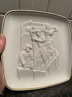 Langenthaler Porzellan, Wandteller 1957. Relief Maurer.