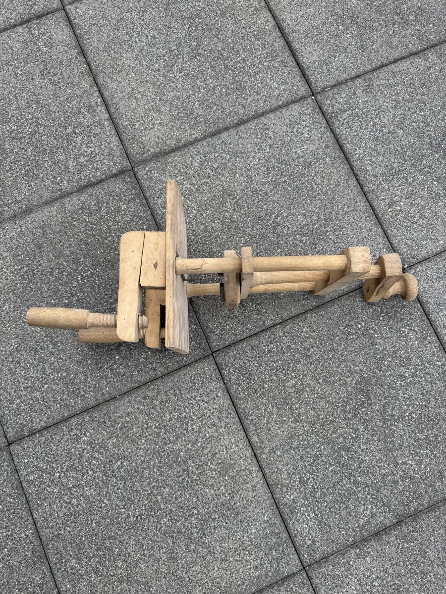Tutti gli attrezzi: Presse artisanale en bois – Difettoso da Vicques venduto da JU_2824 5